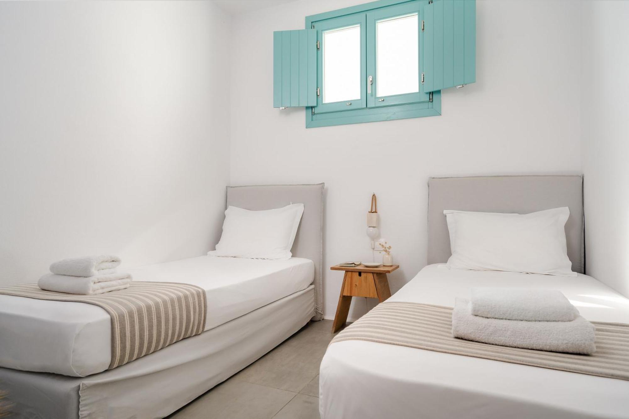 Ploes Seaside Houses ปลากา ภายนอก รูปภาพ